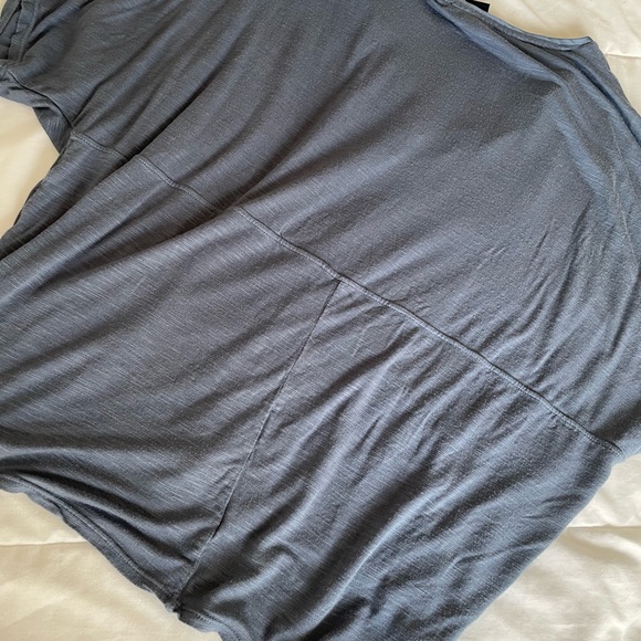 Blue Top - Picture 4 of 5